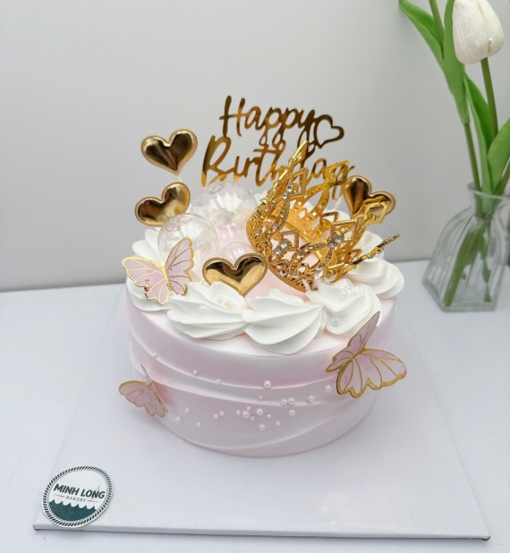 Bánh Kem dành tặng nữ kết hợp vương miện xinh 