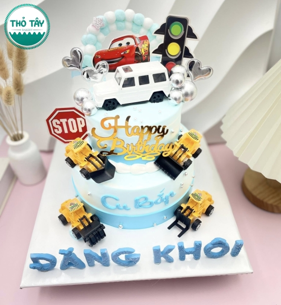 Bánh kem dành cho bé trai 2 tầng