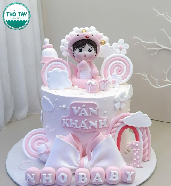 Bánh fondant thôi nôi 1 tầng – Mẫu cao cấp, tạo hình cô bé tuổi rắn