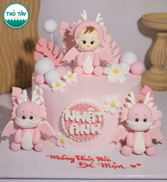 Bánh thôi nôi fondant Cần Thơ – Xu hướng bánh nghệ thuật 2025