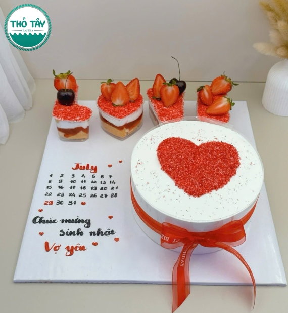 Sét bánh panna cotta kèm bánh kem tặng ngày lễ