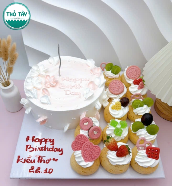 Sét bánh panna cotta kèm bánh kem sữa tươi tone hồng