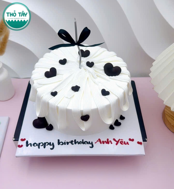 Bánh Kem tone trắng đen nỗi