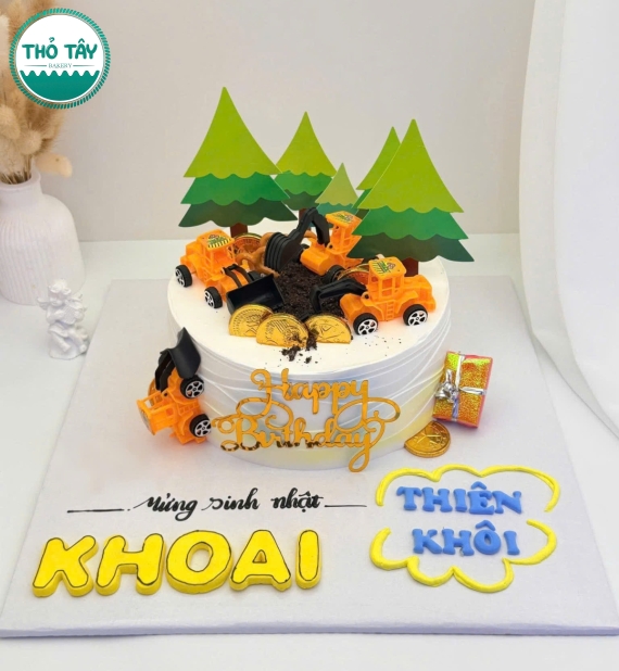 Bánh kem sinh nhật xe ủi,xe múc cho bé trai