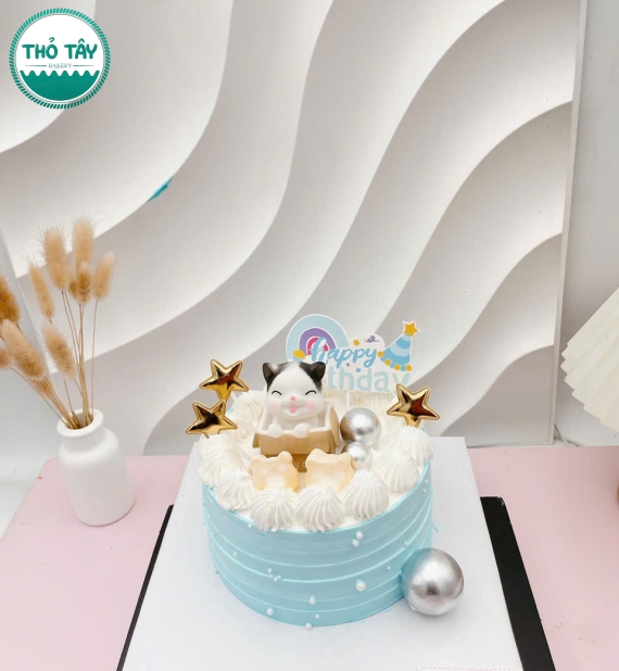 Bánh kem dành cho nữ tone xanh phụ kiện theo yêu cầu