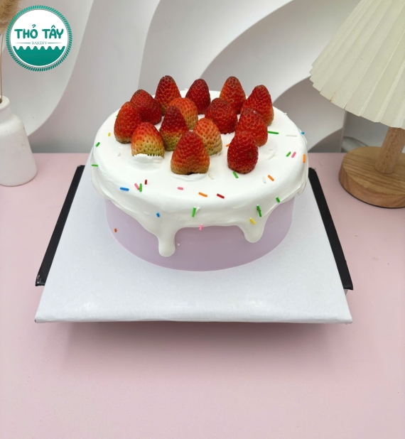 Bánh Kem sữa tươi trái cây-tiệm bánh thỏ tây