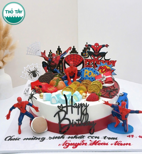 Bánh kem dành cho bé team người nhện lên 6 tuổi