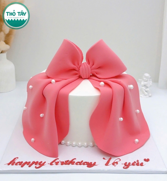 Bánh Kem nơ hồng siêu hot tại cần thơ