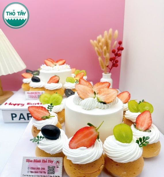 Bánh mừng sinh nhật kèm sét bánh su kem hot 2026