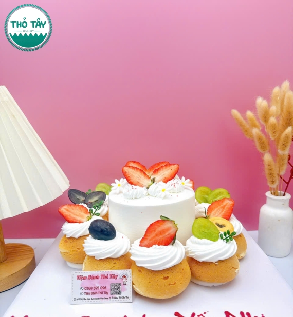 Bánh kem chúc mừng kèm su dai mừng sinh nhật nữ