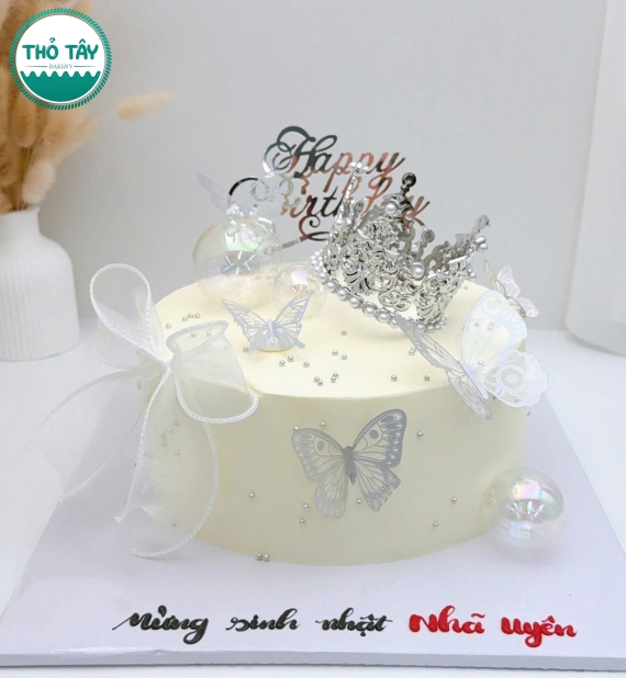 Bánh Kem tone trắng ,mẫu đẹp tại cần thơ