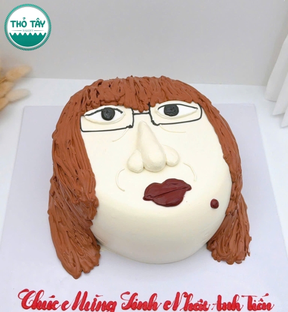 Bánh kem  tạo hình nhây bựa tặng bạn thân