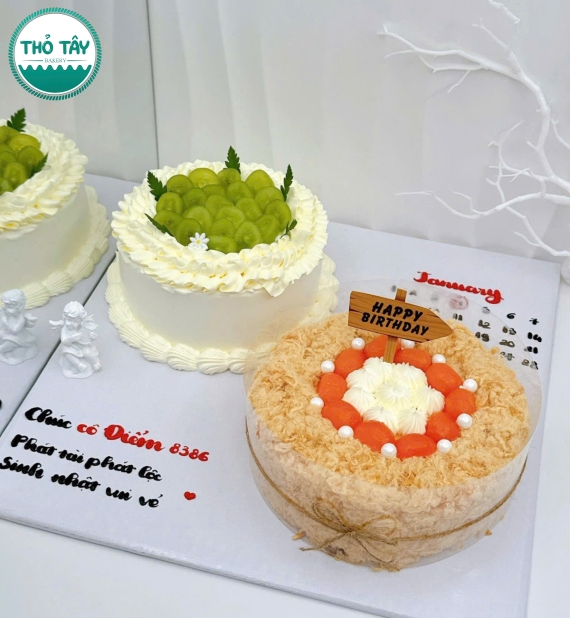 Bánh Kem trái cây mix bông lan trứng muối 