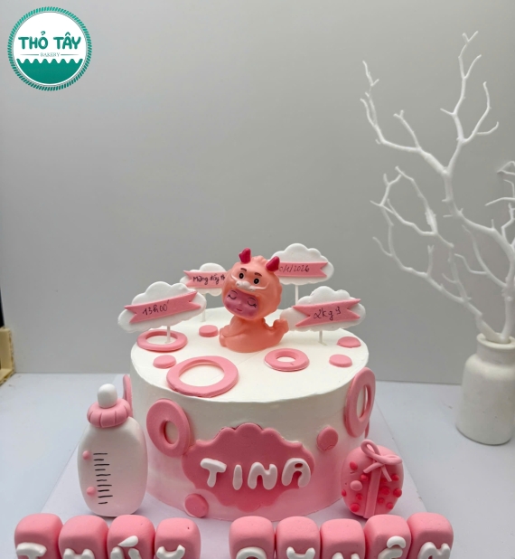 Bánh Kem thôi nôi dành cho bé gái tone hồng hot 2026