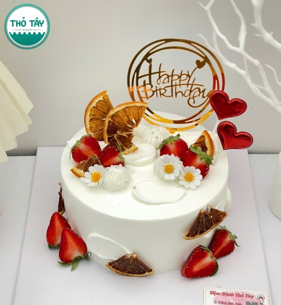 Bánh Kem trái cây mix dâu tây hot 2026