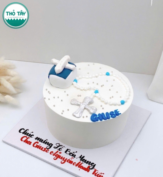 Bánh kem dành cho bên công giáo mừng lễ bổn mạng