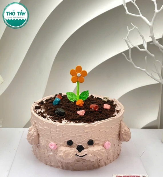 Bánh kem tạo hình bình hoa xinh sắn