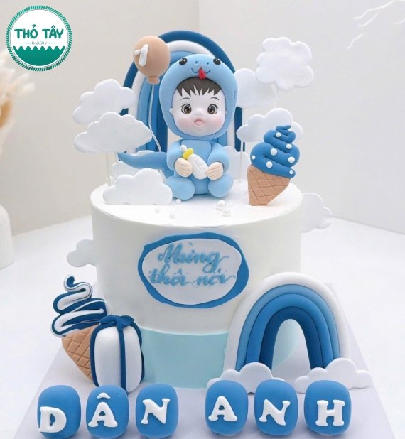 Bánh Kem thôi nôi làm bé trai tuổi tỵ