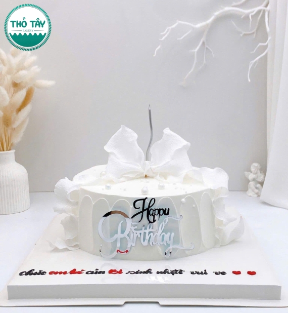 Bánh Kem tone trắng nơ xinh dành cho nữ 