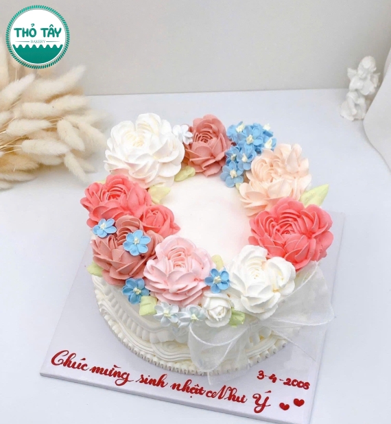 Bánh kem dành cho nữ mẫu bánh bắt hoa dành cho nữ 18 tuổi