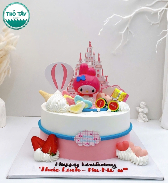 Bánh kem cho bé gái 9 tuổi mẫu mix phụ kiện theo yêu cầu