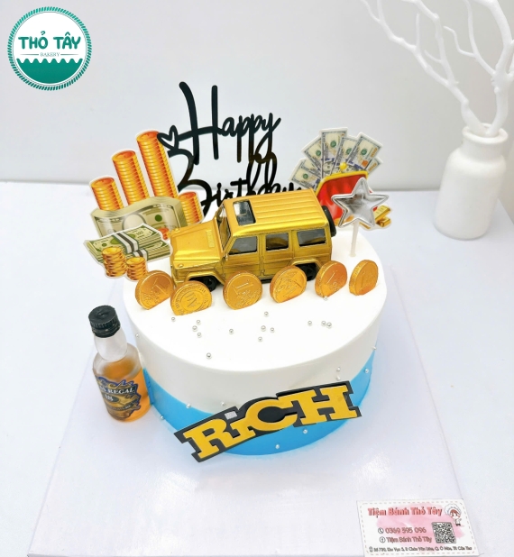 Bánh kem dành cho nam mix phụ kiện theo yêu cầu khách hot