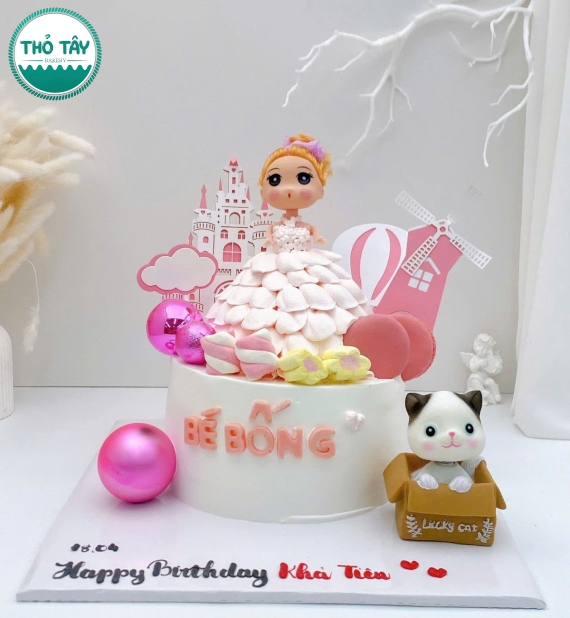 Bánh Kem dễ thương dành cho bé gái lên 6 tuổi 