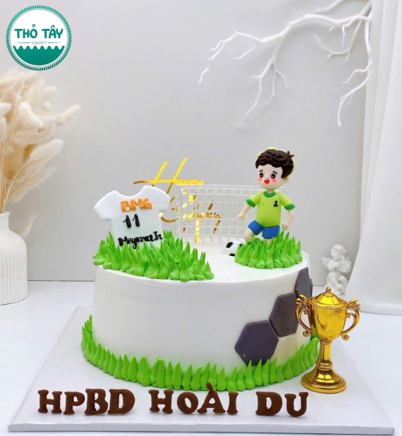 Bánh kem dành cho bé trai lên 15 tuổi yêu thích bóng đá