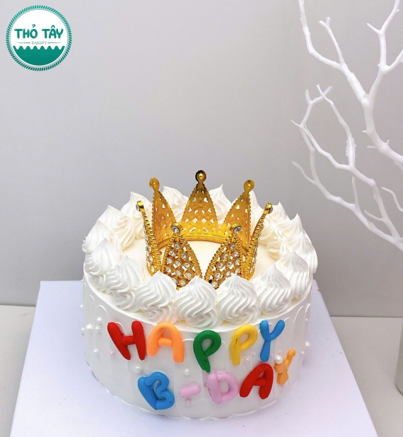 Bánh kem hàn quốc có vương miện đẹp