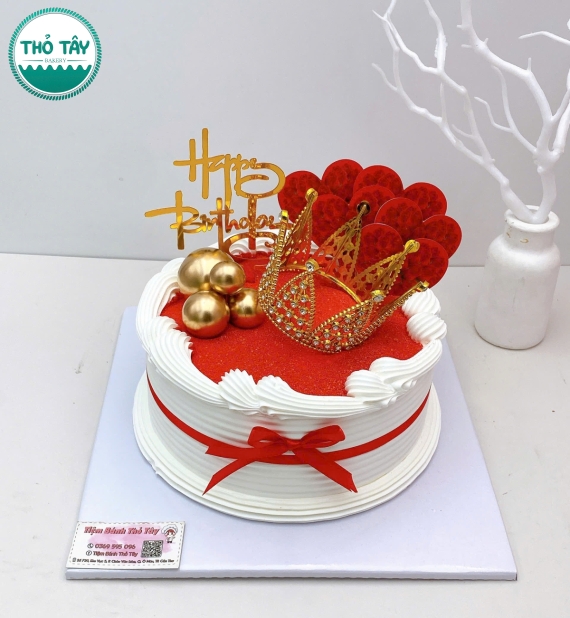 Bánh Kem chúc mừng sinh nhật bạn 18 tuổi tone đỏ 