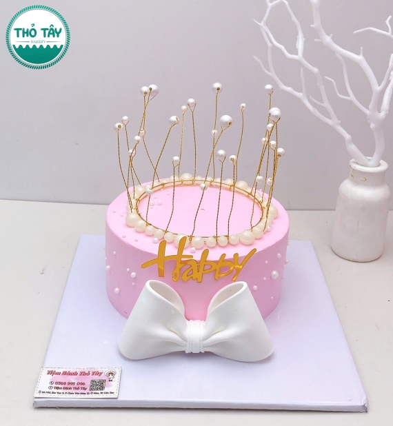 Bánh Kem chúc mừng sinh nhật bạn 18 tuổi tone hồng 