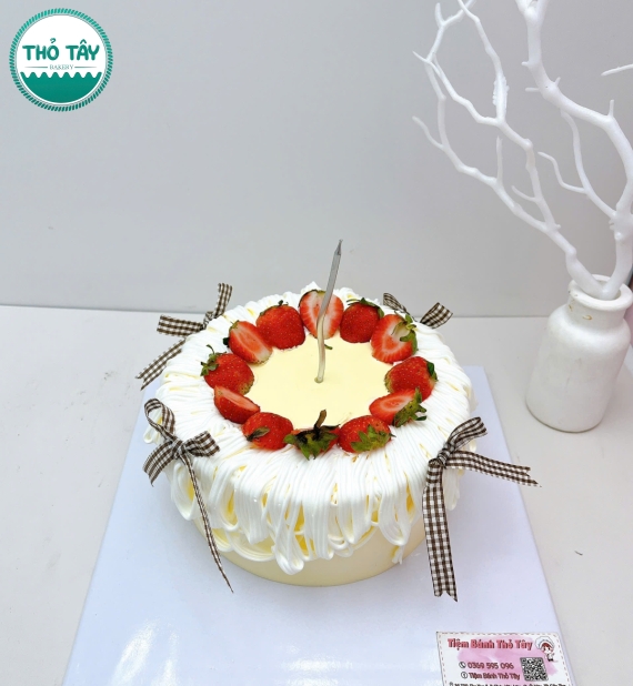 Bánh Kem trái cây mix trái cây theo yêu cầu 