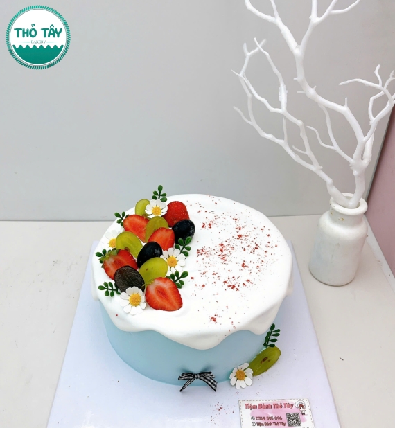 Bánh Kem trái cây tone xanh tại Cần Thơ