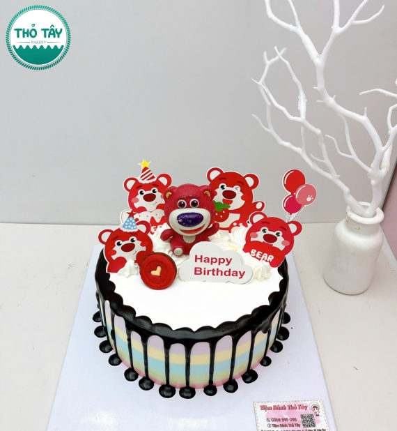 Bánh Kem dành cho bé gái yêu thích gấu dâu hiện nay