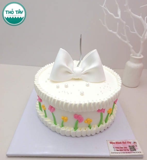 Bánh Kem Hàn Quốc tone nơ trắng hot 