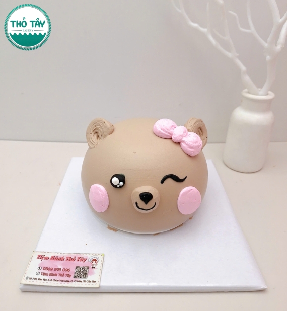 Bánh kem tạo hình tone nâu 
