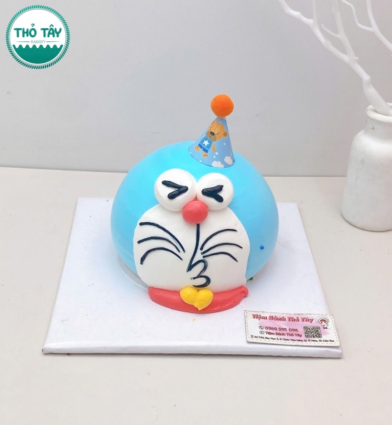 Bánh kem tạo hình đô rê mon