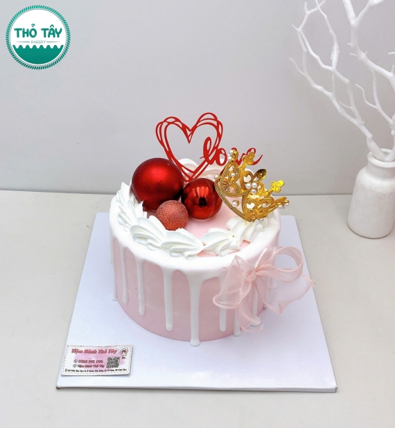 Bánh Kem tone hồng tặng nữ 
