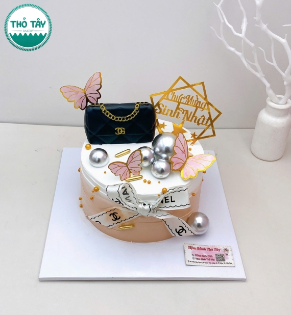 Bánh Kem tặng nữ sang trọng 