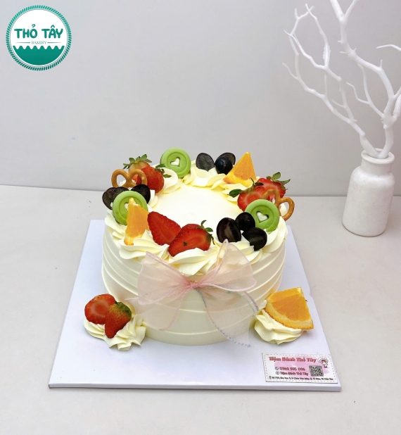 Bánh Kem Trái Cây phô mai sữa tươi mix nhiều loại trái cây theo yêu cầu 