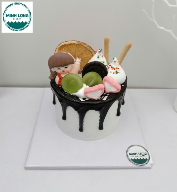 Bánh Kem trái cây socola mix trái cây tặng chồng 