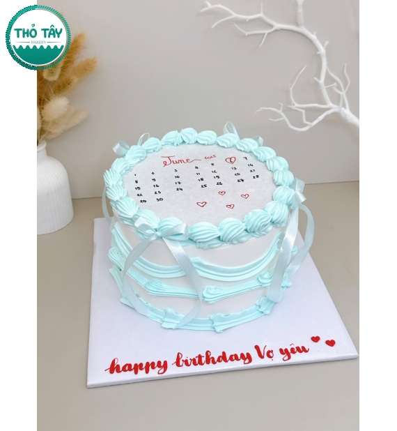 Bánh kem vẽ lịch đẹp hot 2025