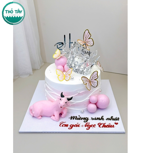 Bánh Kem dành cho bé gái nặn hình dê hồng 