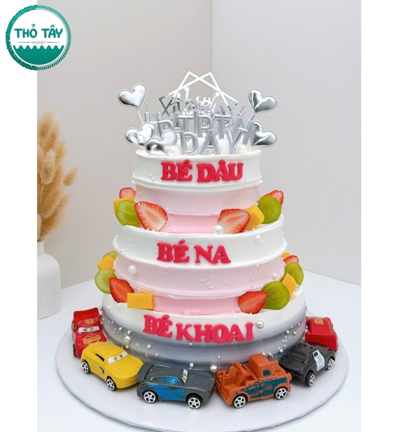 Bánh kem sinh nhật 3 tầng tại Thỏ Tây