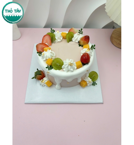 Bánh Kem trái cây hot 2025 mẫu đơn giản