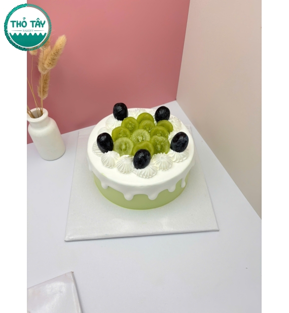 Bánh Kem trái cây tại Thỏ Tây