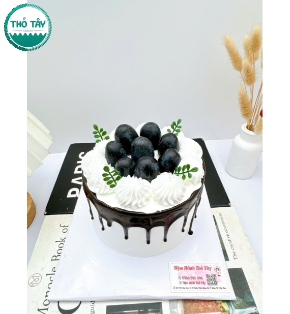 Bánh kem trang trí nho mẫu bánh làm theo yêu cầu