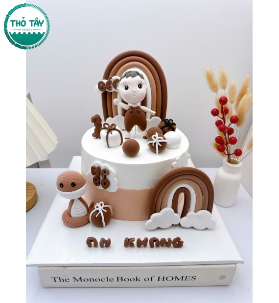 Bánh kem thôi nôi tuổi rắn dành cho bé trai