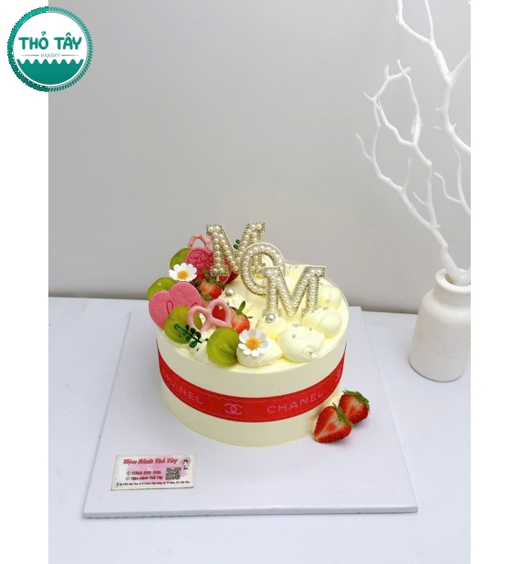 Bánh Kem trái cây hot tại  Long Hưng