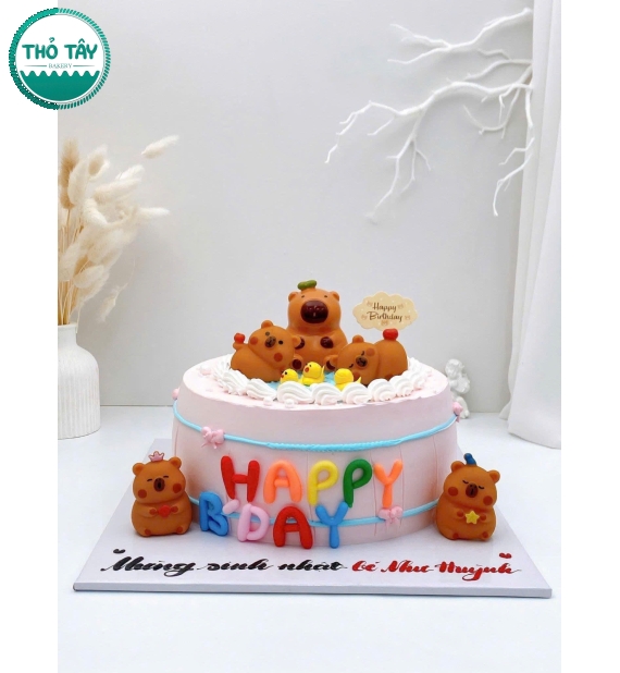 Bánh kem làm theo yêu cầu của bé gái